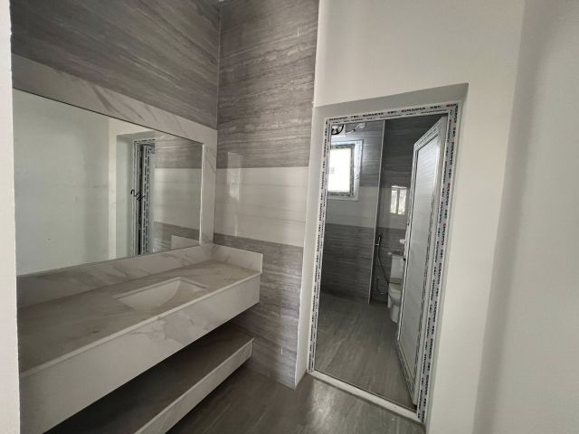 بدون عموله شقق اول ساكن  العزيزيه  3