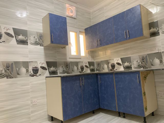 بدون عموله للايجار في المطار القديم  7