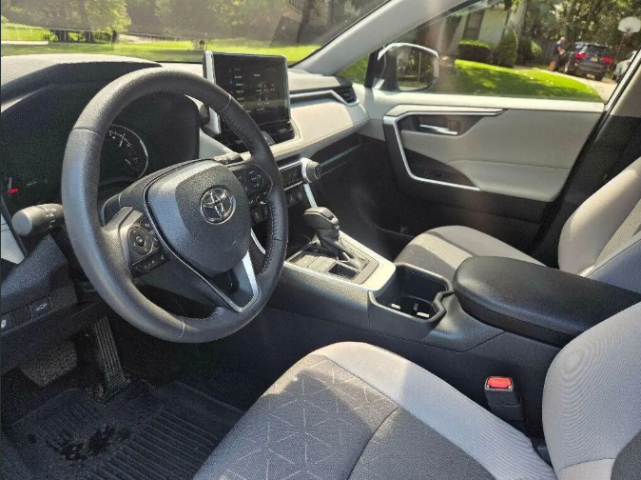 Pre Owned 2025 Toyota RAV4 XLE Full Options  2